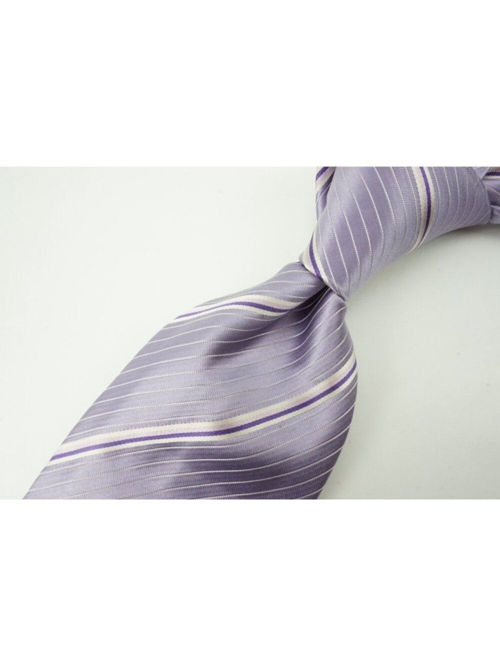 Brioni Handmade Lavender White Striped 100% Silk Tie